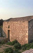 Photo: <a href="http://www.crete.tournet.gr/sights/Agia_Anna_and_Agios_Nikolaos_Church-si-531-en.jsp" target="new" class="link">Crete TOURnet</a>