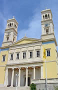 Photo: Mardaska <a href="http://www.virtualtourist.com/travel/Europe/Greece/Prefecture_of_the_Cyclades/Syros_Island-417651/Things_To_Do-Syros_Island-BR-1.html" target="new" class="link">VirtualTourist</a>