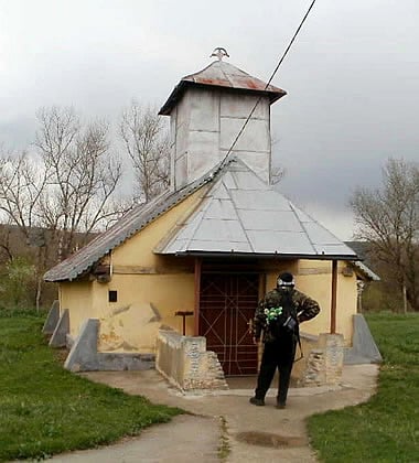 Photo: Cezar Suceveanu <a href="http://ro.wikipedia.org/wiki/Biserica_de_lemn_din_Ad%C3%A2ncata" class="link" target="new">Wikipedia</a>