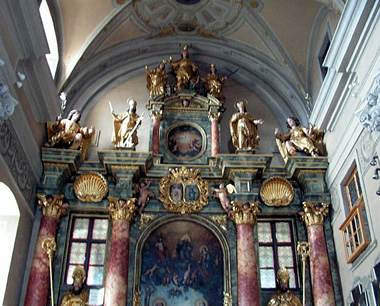 Photo: Tom Fri <a href="http://eo.wikipedia.org/wiki/Lockenhaus" class="link" target="new">Magyar Templom</a>