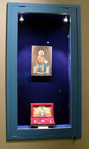 Case with icon and relic box