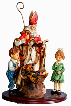 St Nichoals with children