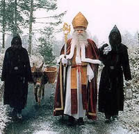 Forest arrival with helpers and donkey