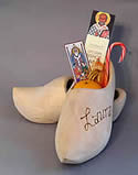 Wooden shoe with treats