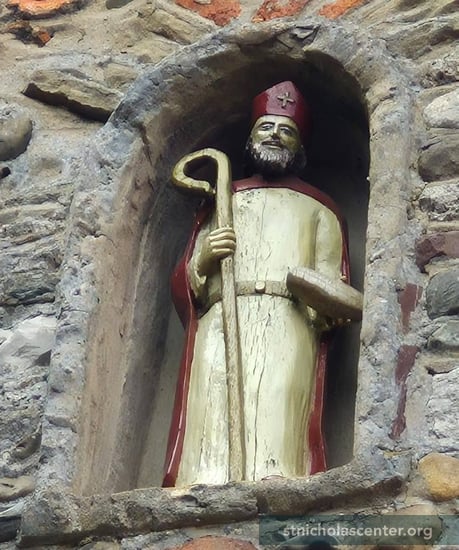 St. Nikolaus Kirche ::: St. Nicholas Center