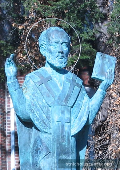 St Nicholas statue